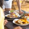 Cuidados com a alimentação na praia evitam intoxicação