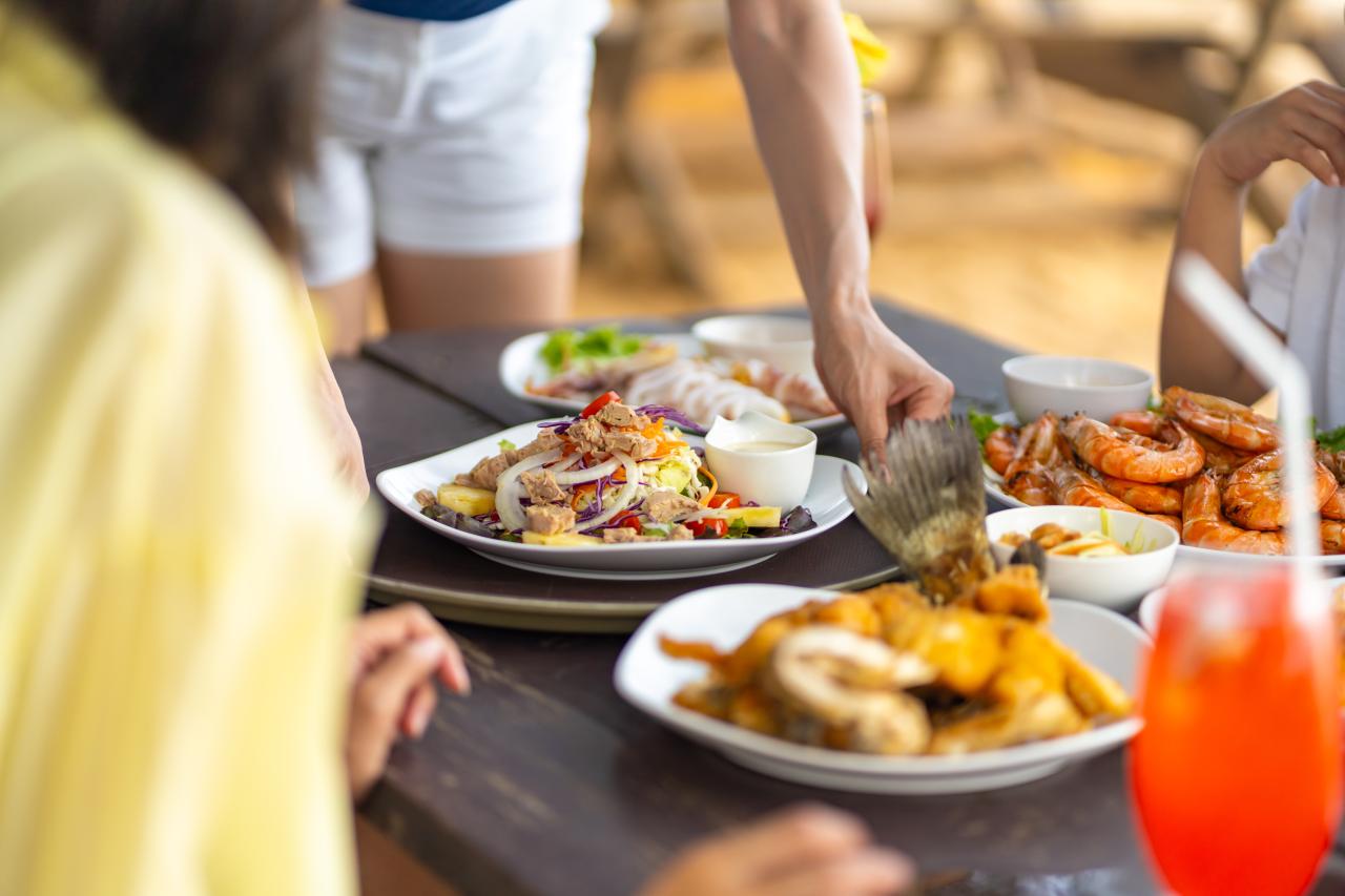Cuidados com a alimentação na praia evitam intoxicação