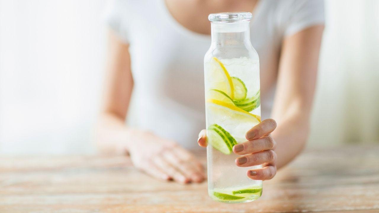 Além da água: 5 bebidas que hidratam tanto quanto