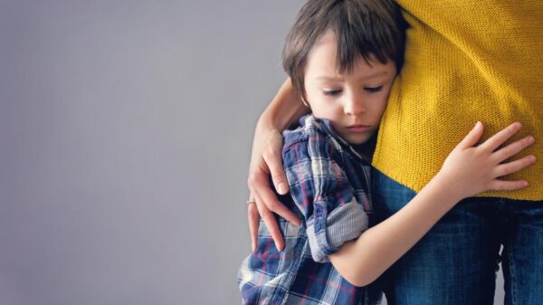 Seu filho não está crescendo? Veja quando investigar o crescimento infantil