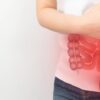 Alterações hormonais na menopausa podem afetar o intestino; entenda