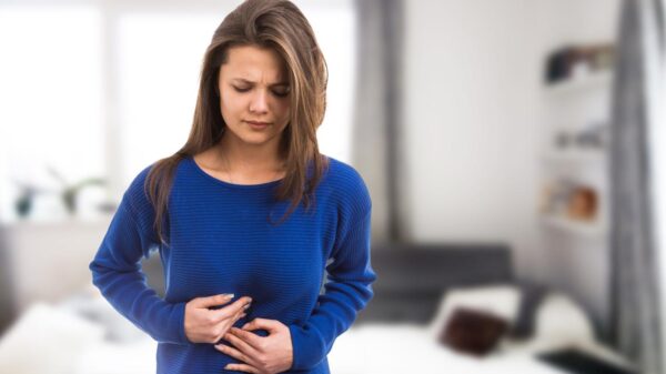 Estresse e ansiedade podem aumentar sintomas digestivos e provocar desconforto no estômago