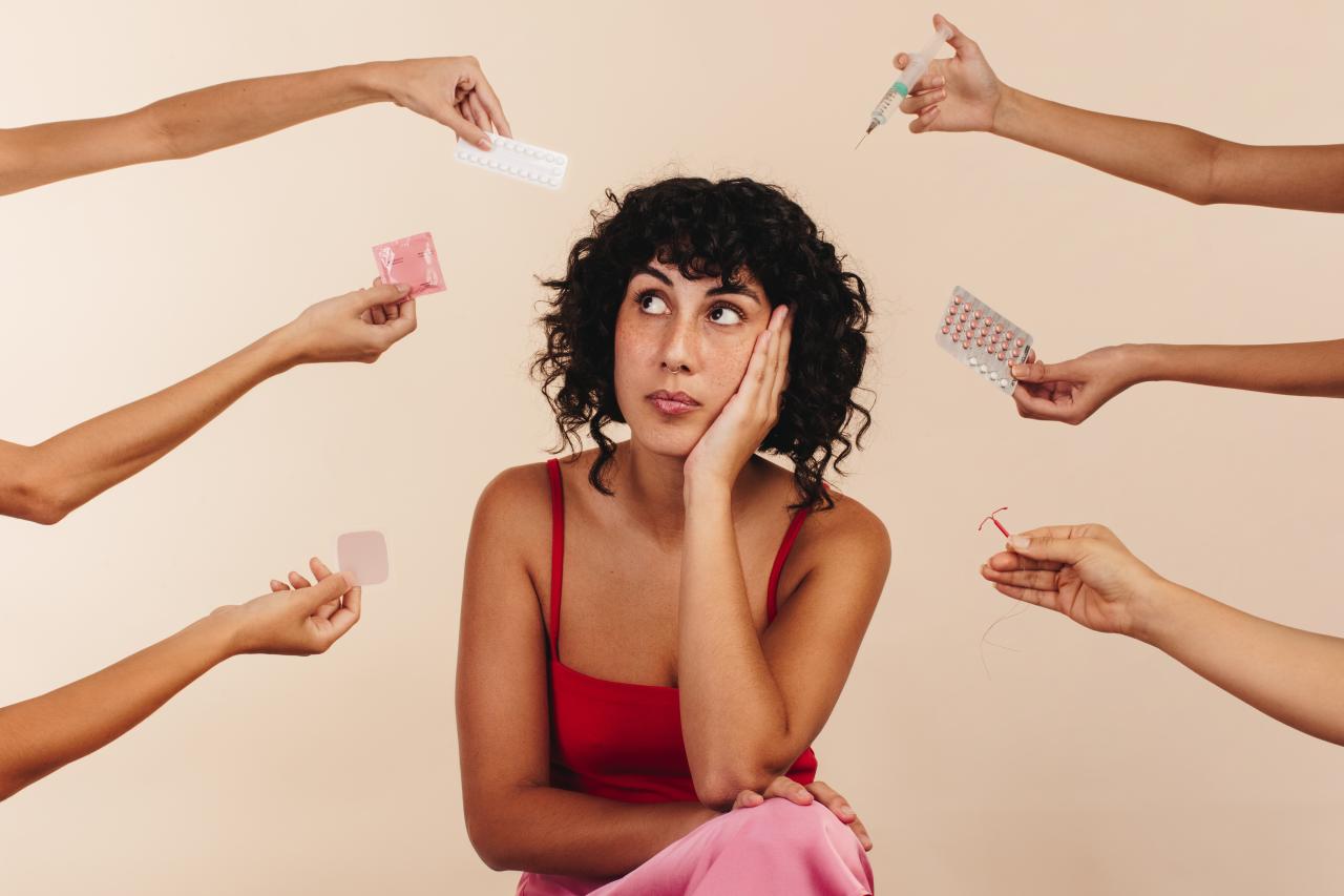 Métodos hormonais podem reduzir ou suspender a menstruação com orientação adequada