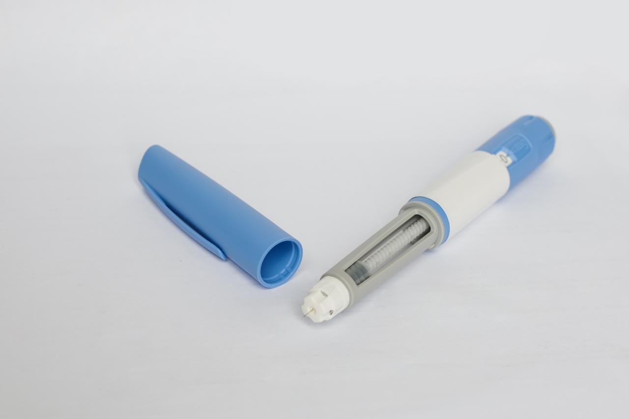 Nova caneta experimental contra obesidade apresentou perda média de até 31,9 kg em estudo internacional divulgado pela Eli Lilly