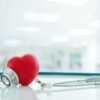 Passar muitas horas sentado pode aumentar o risco de hipertensão e prejudicar a saúde cardiovascular ao longo do tempo