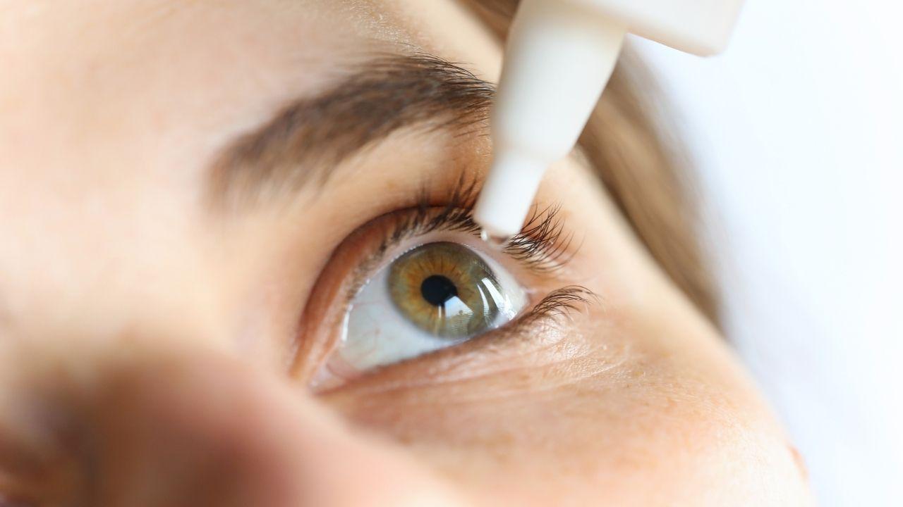 Seus olhos estão lacrimejando muito? Isso pode ser um sinal de alerta