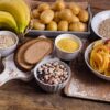 Foto mostra vários alimentos juntos.