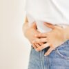 Alimentação, microbiota intestinal e hábitos do dia a dia influenciam a produção de gases
