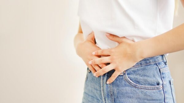 Alimentação, microbiota intestinal e hábitos do dia a dia influenciam a produção de gases