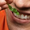 Escova interdental: por que ela é mais eficiente que o fio dental?