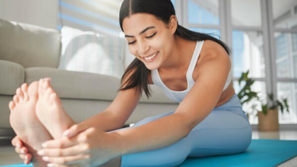 Pilates fortalece músculos, melhora a postura e contribui para o bem-estar físico e mental