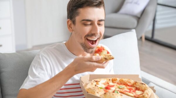 Alimentos gordurosos podem causar câncer colorretal? Veja a verdade