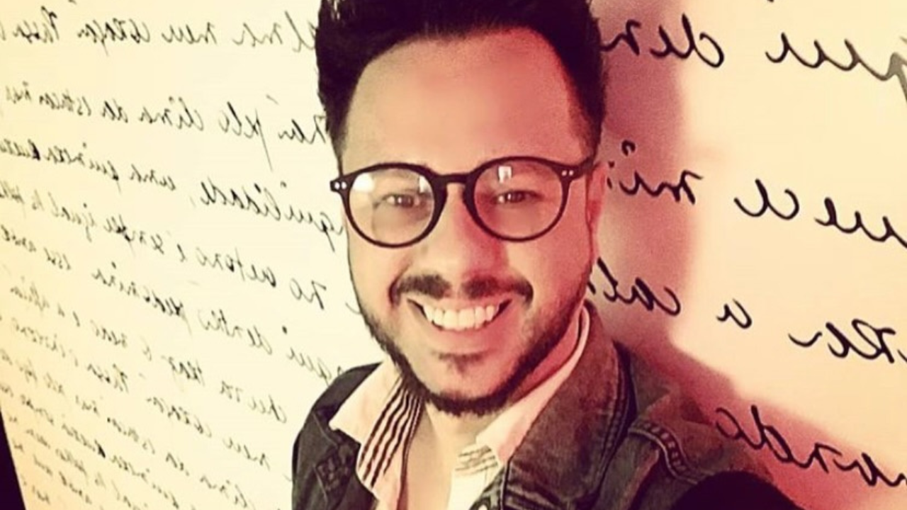 Antônio Calixto interpretava Junior Lima como cover oficial de Sandy & Junior
