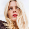Busy Philipps ficou conhecida por interpretar Karen em “As Branquelas